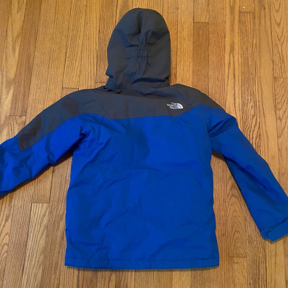 North face jacket - Picture 2 of 3